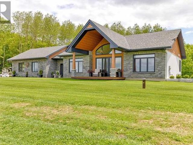 House for sale in Renfrew, Ontario