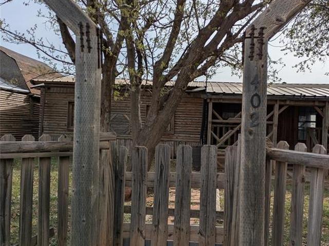House for sale in Taylor, Texas