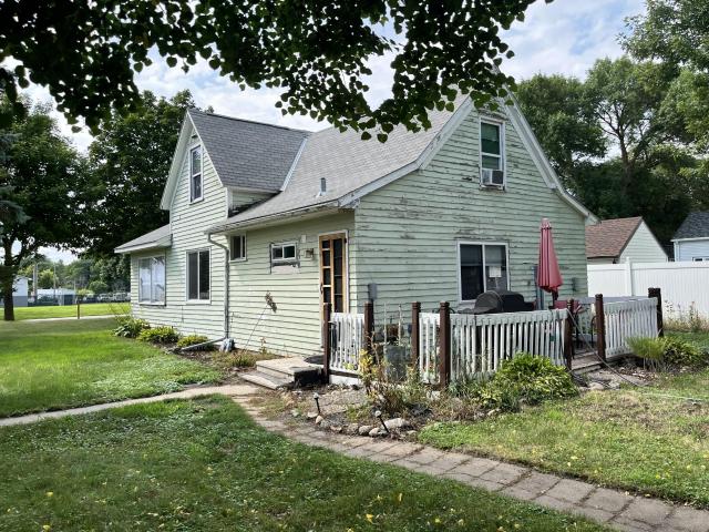 House for sale in Litchfield, Meeker County