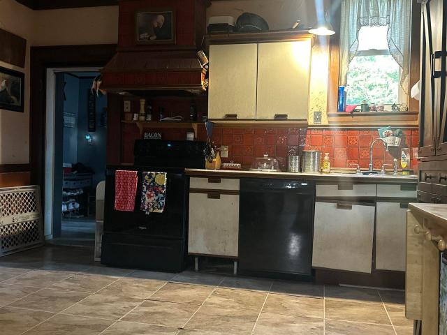 House for sale in Mediapolis, Iowa