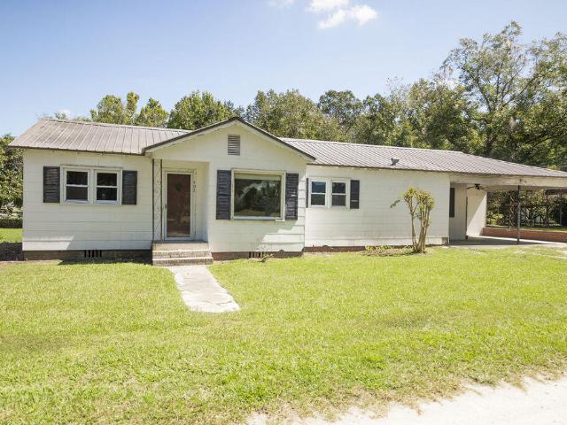 House for sale in Smoaks, Colleton County