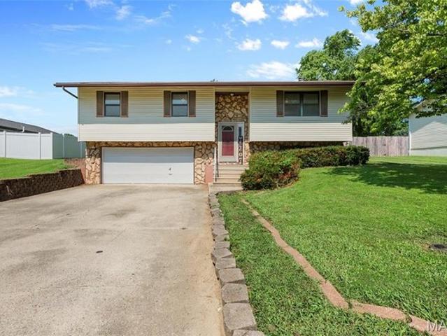 House for sale in Troy, Illinois