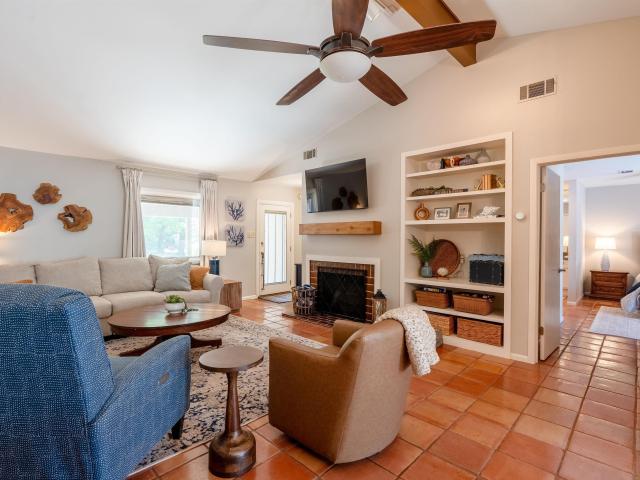 Condo for sale in Ark