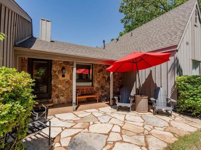 Condo for sale in Ark