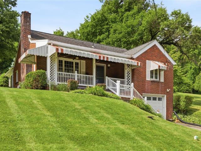 House for sale in Midway, Pennsylvania