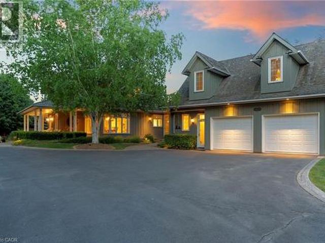 House for sale in Ancaster, Ontario