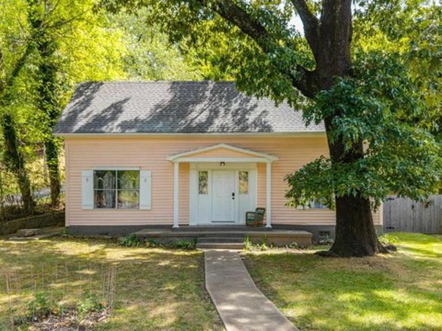House for sale in Ark