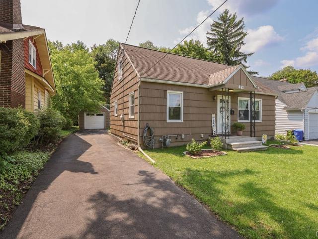 House for sale in Jamesville, New York