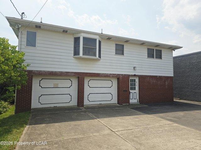 House for sale in Pringle, Pennsylvania