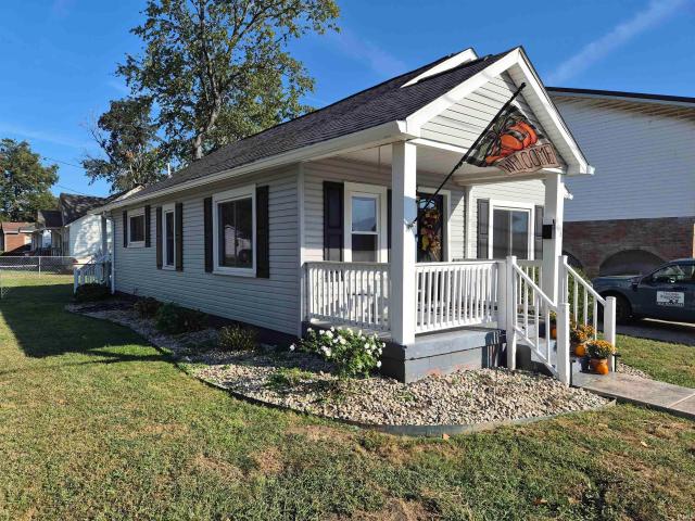 House for sale in Boonville, Warrick County