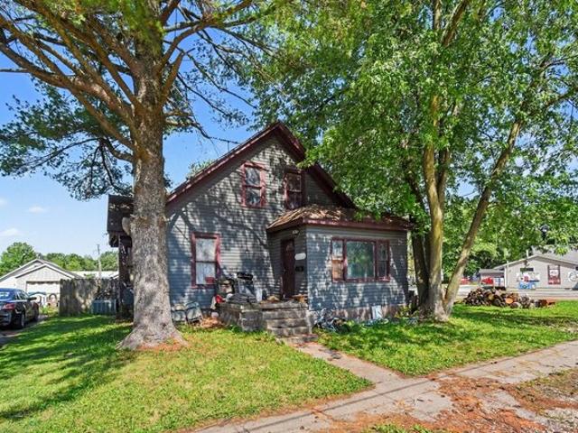House for sale in Jersey, Illinois