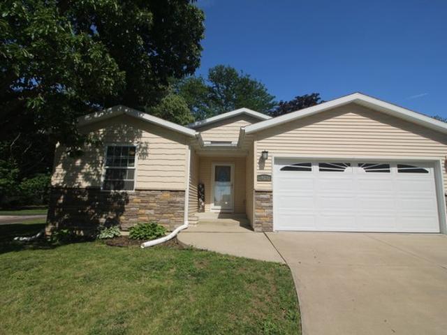 House for sale in Mclean, Illinois