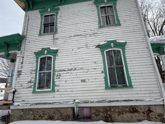 House for sale in Oneida, New York