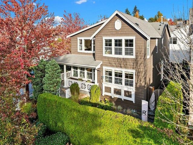 House for sale in Kirkland, King County