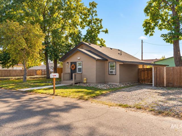 House for sale in Fruitland, Payette County