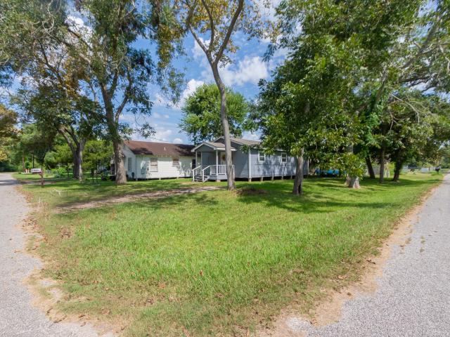 House for sale in Brazoria, Texas