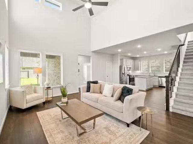 House for sale in Pasadena