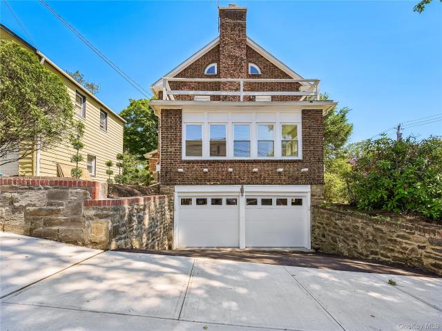 House for sale in Mount Vernon, New York