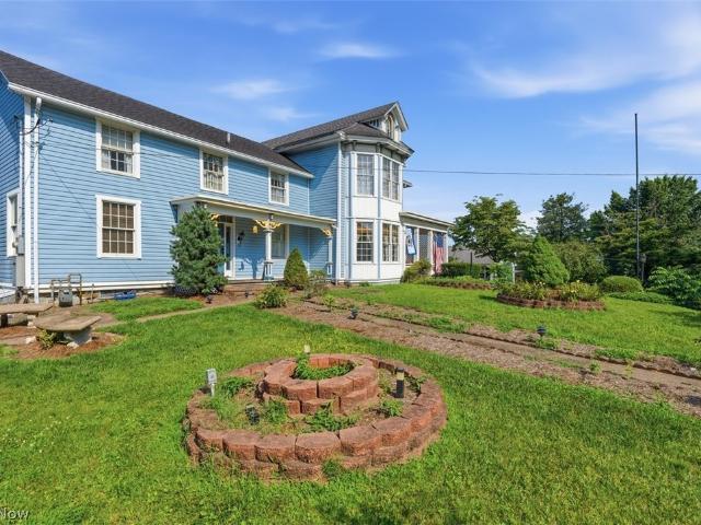 House for sale in Williamstown, West Virginia