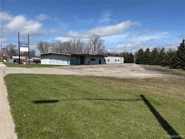 Commercial for sale in Waterford, Michigan