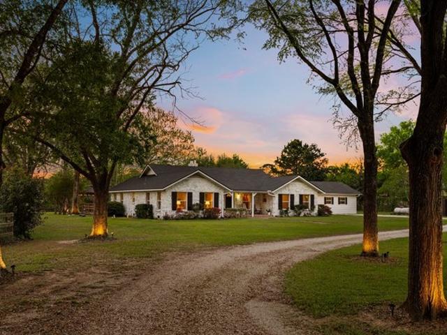 House for sale in Magnolia, Texas
