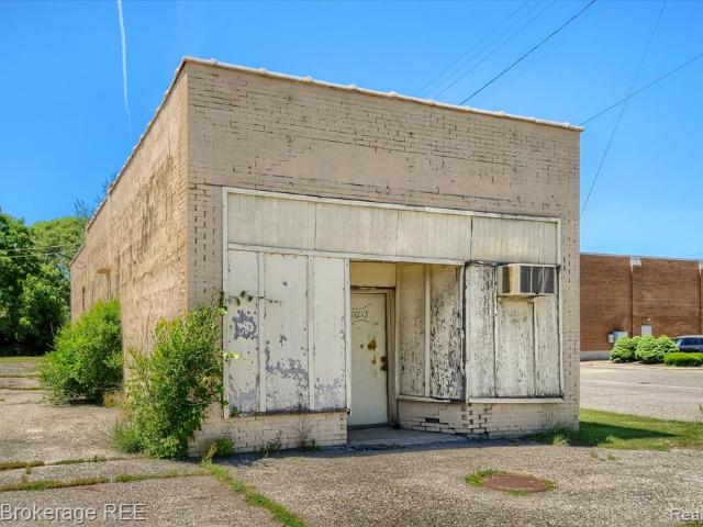 Commercial for sale in Burton, Michigan