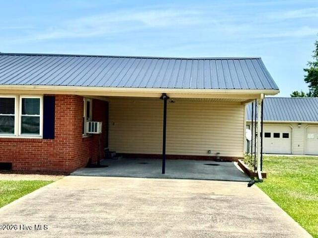 House for sale in Snow Hill, North Carolina