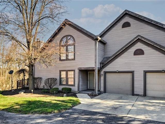 Condo for sale in Canfield, Ohio