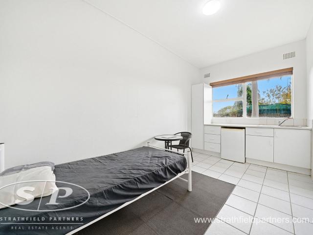 Granny Flat for rent in Sydney, New South Wales