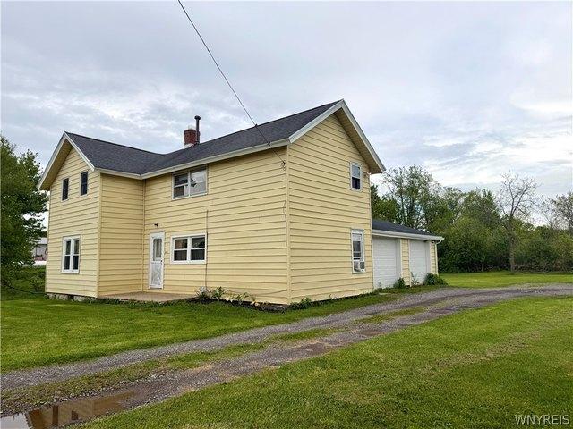 House for sale in Derby, New York