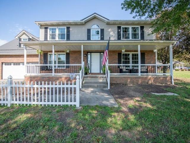 House for sale in New Philadelphia, Tuscarawas County