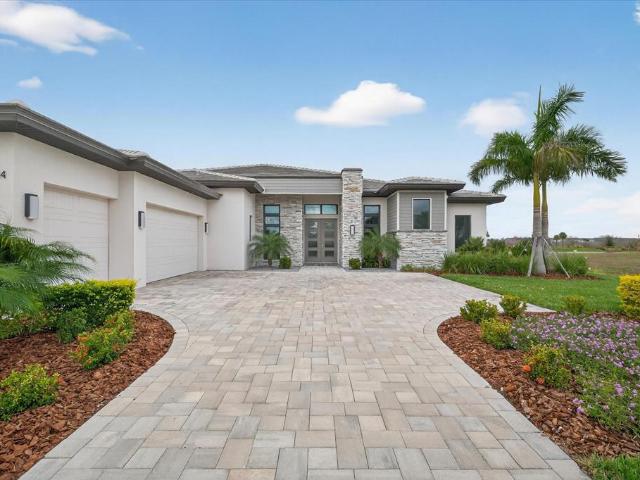 House for sale in Lakewood Ranch, Florida