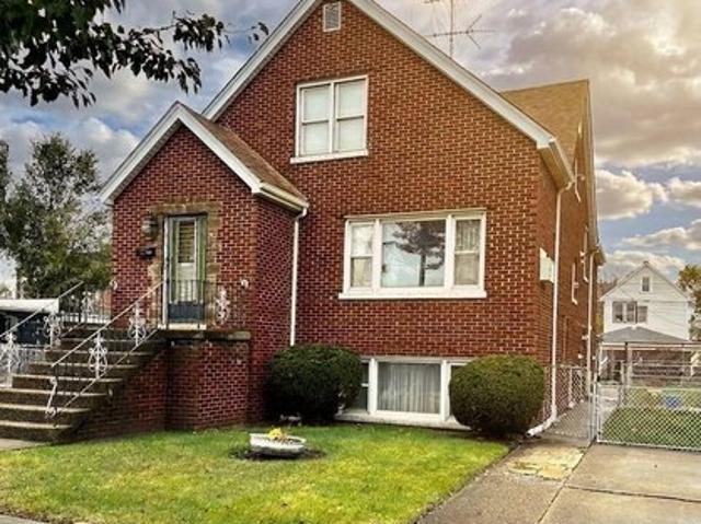 House for sale in East Chicago, Indiana