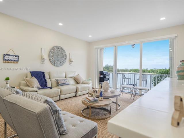 Townhouse for sale in Hollywood