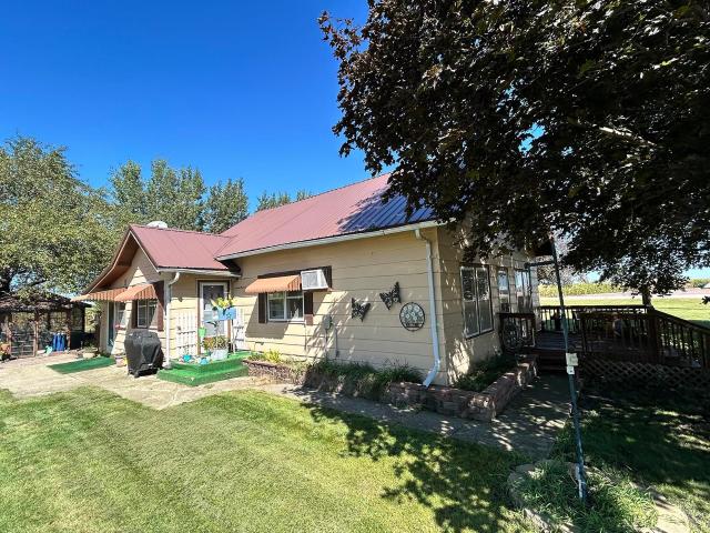 House for sale in Emmet, Iowa