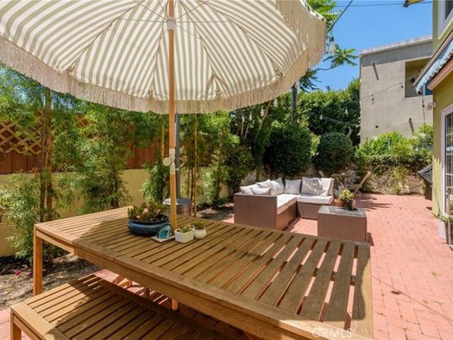 Townhouse for sale in Culver City, California