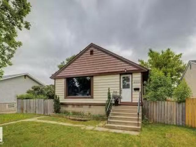 House for sale in Wedgewood, Alberta