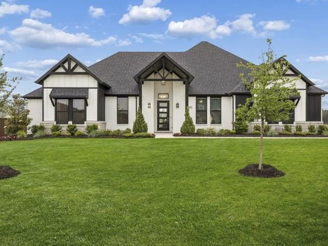 House for sale in Ellis, Texas
