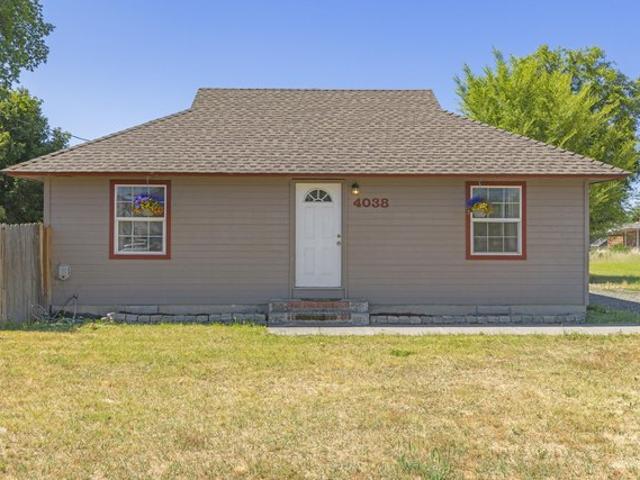 House for sale in Oregonia
