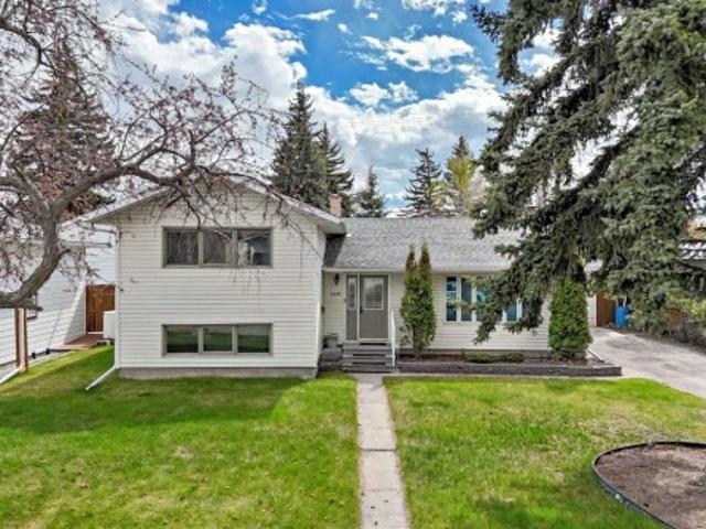 House for sale in Northwest, Alberta