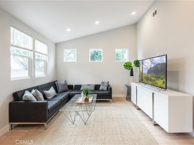 Property for rent in Canoga Park, California