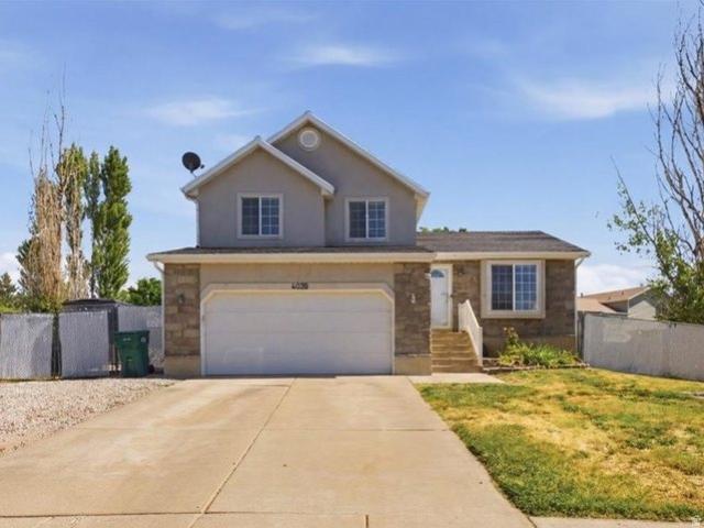 House for sale in Roy, Utah