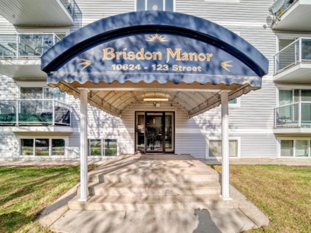 Condo for sale in Wedgewood, Alberta