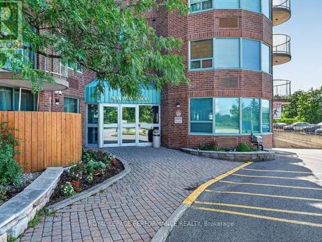 Condo for sale in Heron Gate, Ottawa