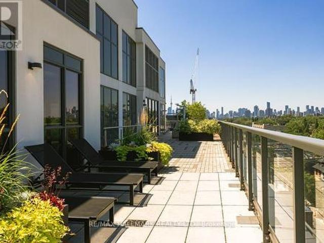 Condo for sale in Woburn, Ontario