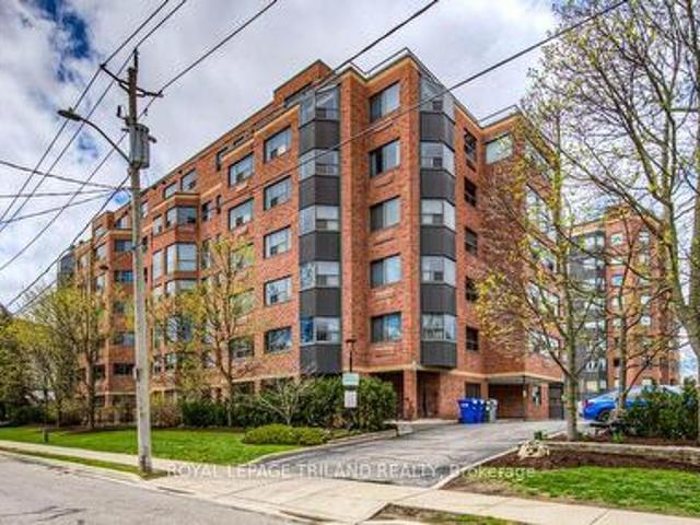 Condo for sale in Kitchener, Ontario