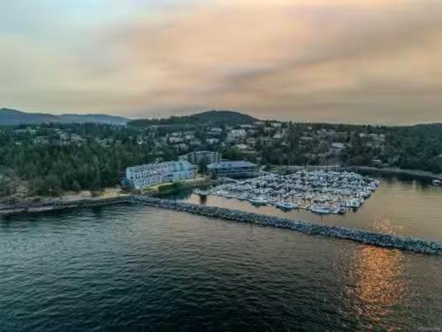 Condo for sale in British Columbia