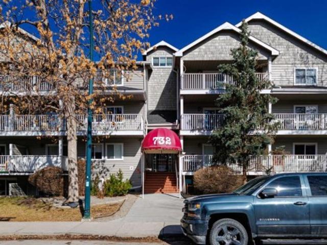 Condo for sale in Windsor Park, Calgary