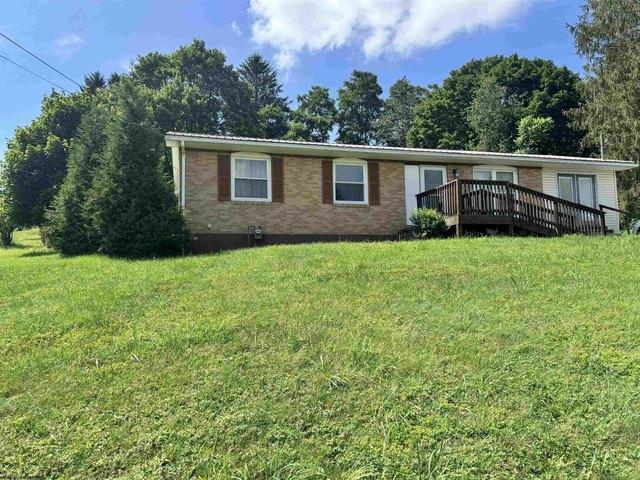 House for sale in Terra Alta, West Virginia