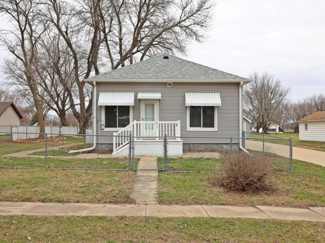 House for sale in Lake Park, Iowa
